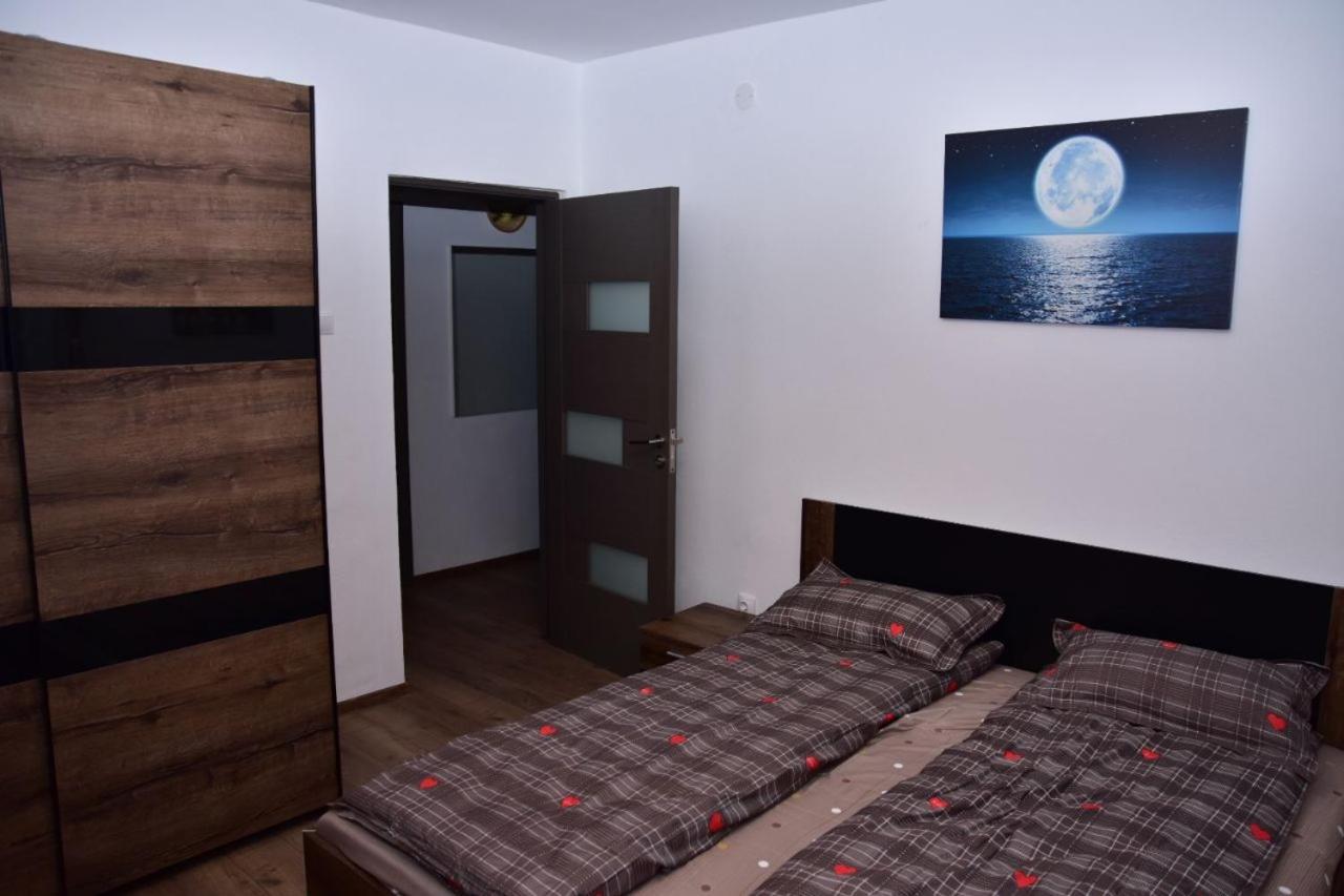 Apartament Dabe Hd Hunedoara Luaran gambar