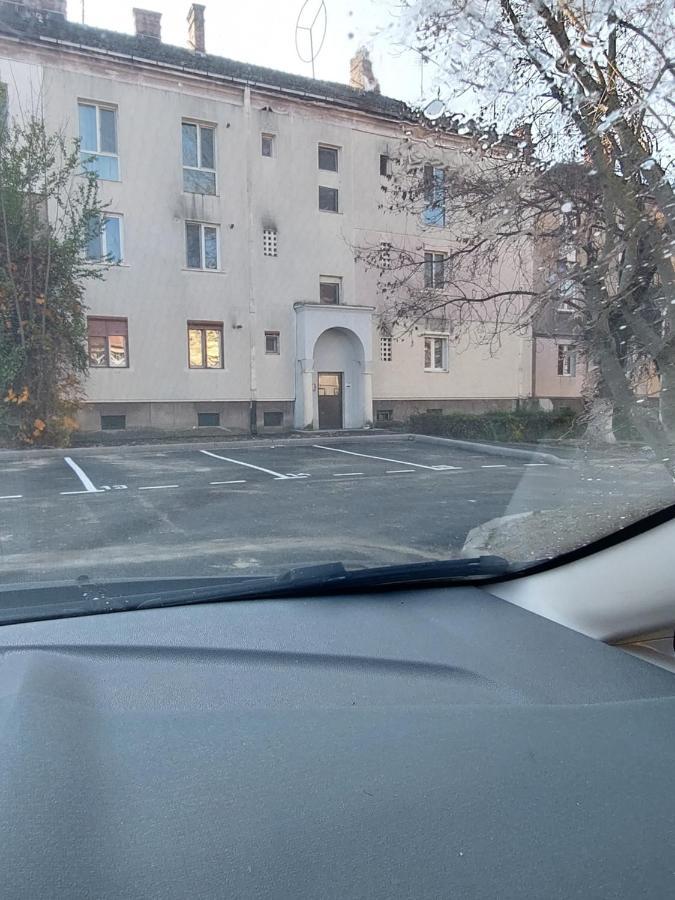 Apartament Dabe Hd Hunedoara Luaran gambar